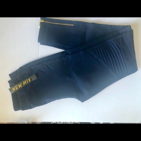 ❄️!!!SOLD OUT !!! Navy Moto Biker Jeans Leggings - Picture 5 of 5